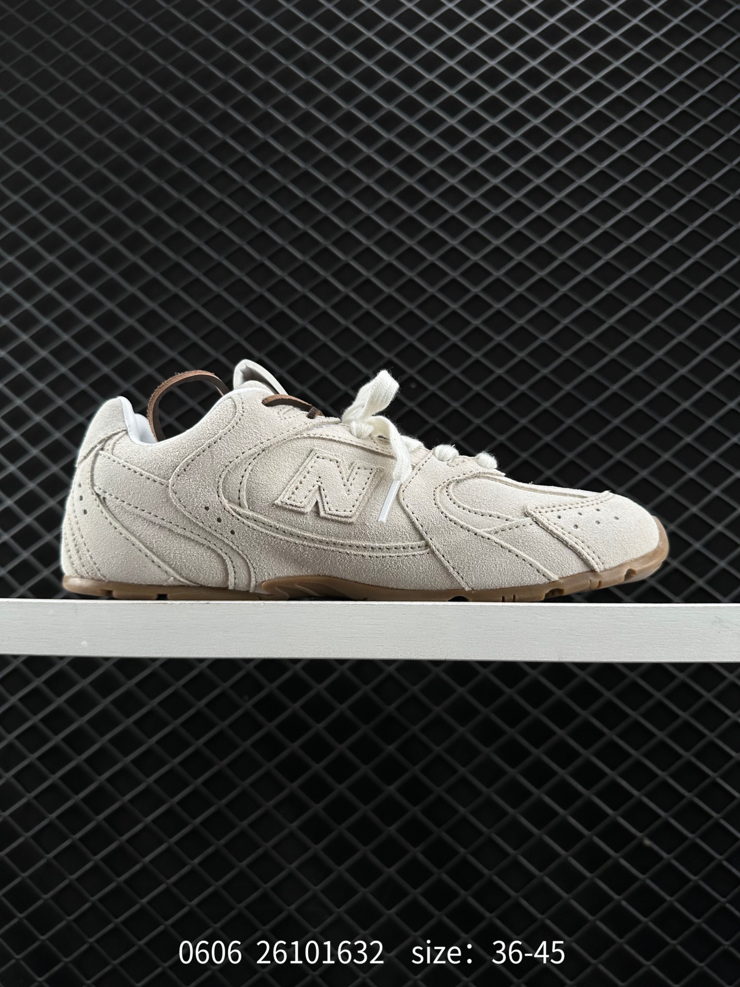 MiuMiu x NB  New Balance 530 SL